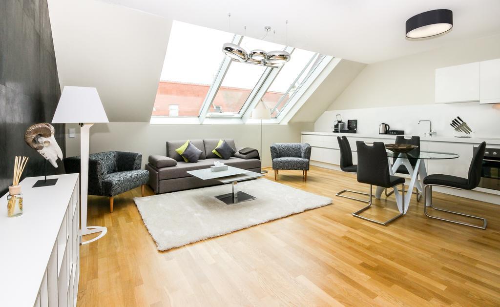 Abieshomes Serviced Apartments - Downtown Виена Екстериор снимка