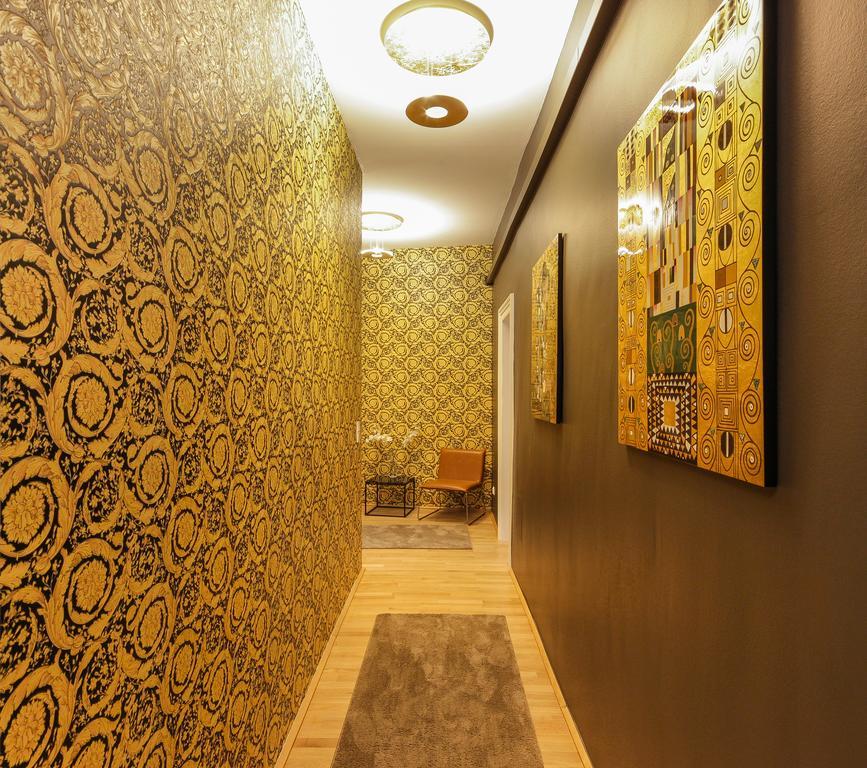 Abieshomes Serviced Apartments - Downtown Виена Екстериор снимка