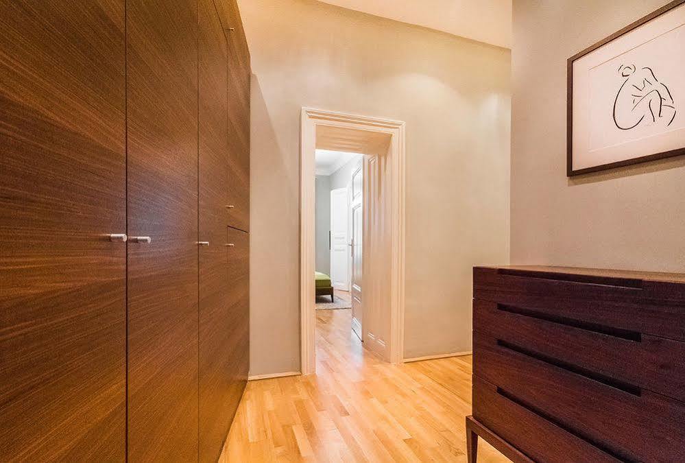 Abieshomes Serviced Apartments - Downtown Виена Екстериор снимка