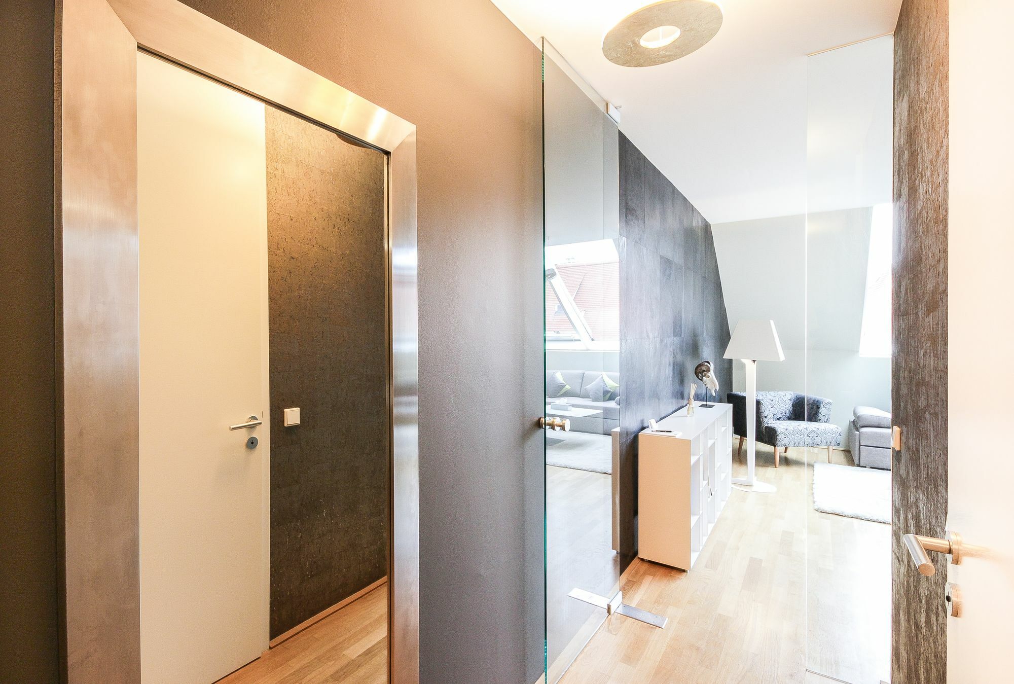 Abieshomes Serviced Apartments - Downtown Виена Екстериор снимка